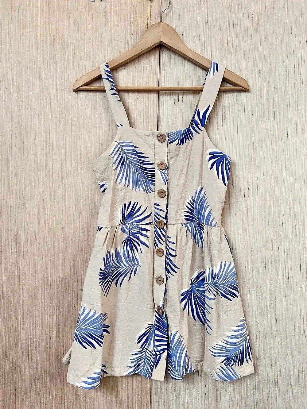 For all Seasons by Paper Crane Palm Dress Cream & Blue Girls Medium (8)